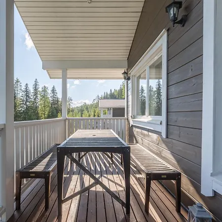 Willa Karkutahko 1b - Spacious 3br In With Private Sauna Tahkovuori