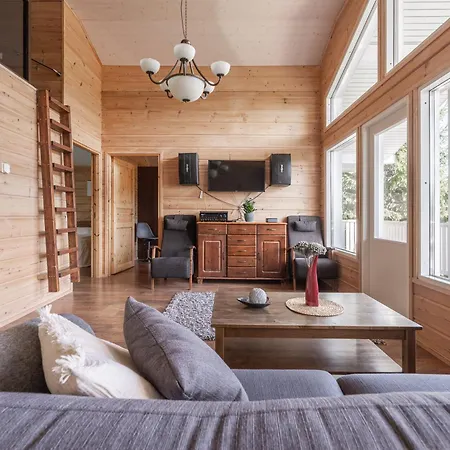 Karkutahko 1b - Spacious 3br In With Private Sauna Huvilat