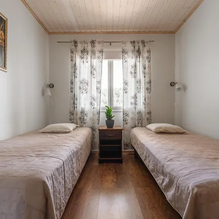 Willa Karkutahko 1b - Spacious 3br In With Private Sauna Tahkovuori