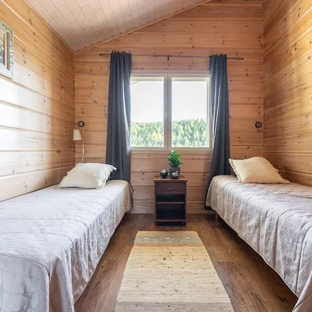 Karkutahko 1b - Spacious 3br In With Private Sauna Huvilat